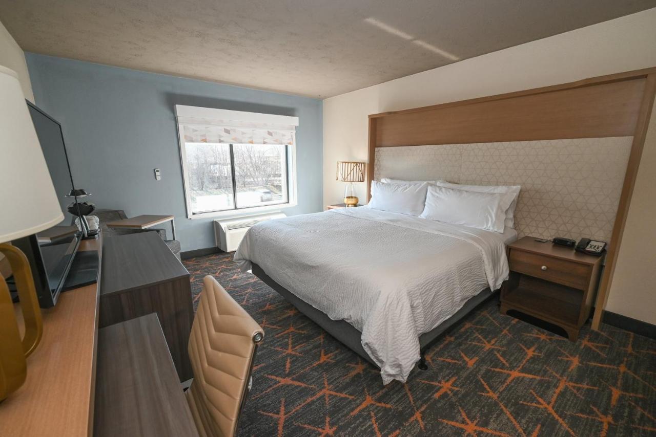 Holiday Inn Cleveland-Mayfield By Ihg Kültér fotó